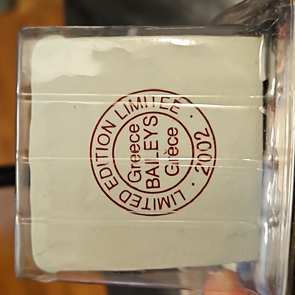 Sealed Limited Edition Bailey's by the Sea #2 Greece - Picture 5 of 6